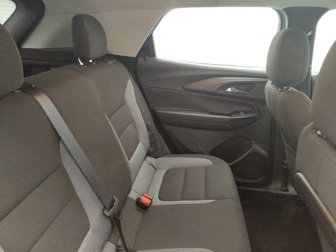 Used 2023 Chevrolet TrailBlazer LS FWD image 19