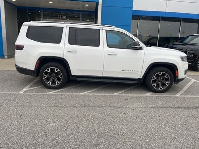 Used 2023 Jeep Wagoneer Series III w/ Preferred Equipment Group