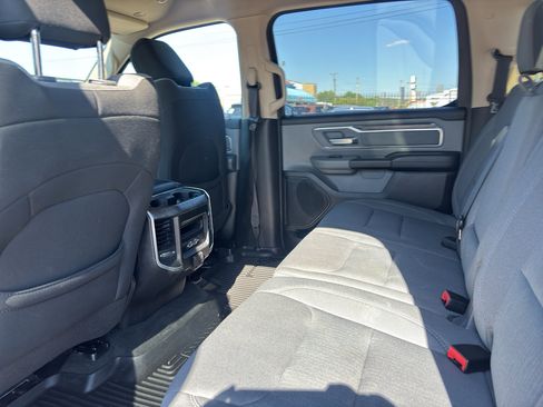 Used 2019 RAM 1500 Big Horn RWD image 3
