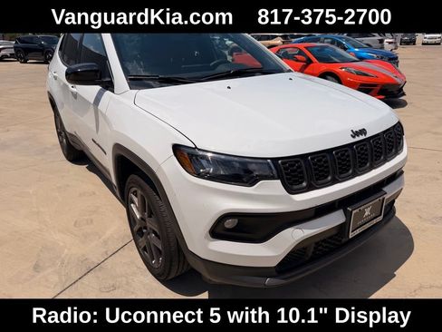 Used 2026 Jeep Compass Latitude AWD/4WD image 5