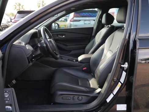 Used 2023 Honda Accord Sport image 7