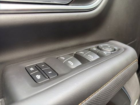 Used 2023 GMC Yukon AT4 w/ AT4 Premium Plus Package image 12