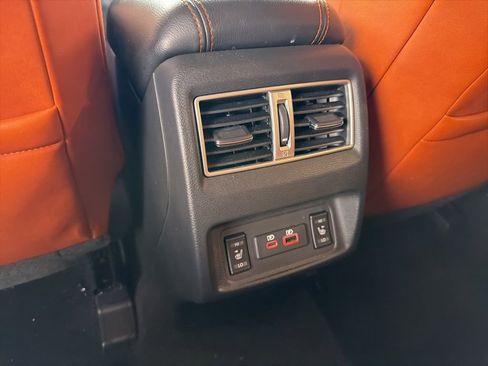 Used 2019 Nissan Maxima Platinum w/ Reserve Package image 17