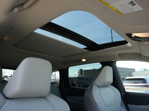 Certified 2027 INFINITI QX60 Pure w/ Cargo Package FWD image 24