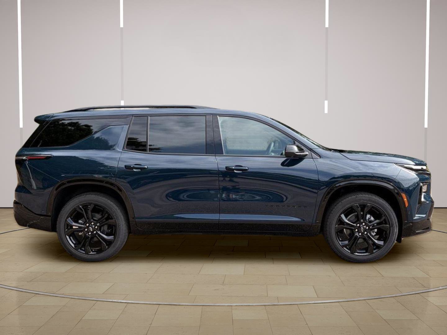 Used 2027 Chevrolet Traverse RS w/ LPO, Floor Liner Package FWD image 8