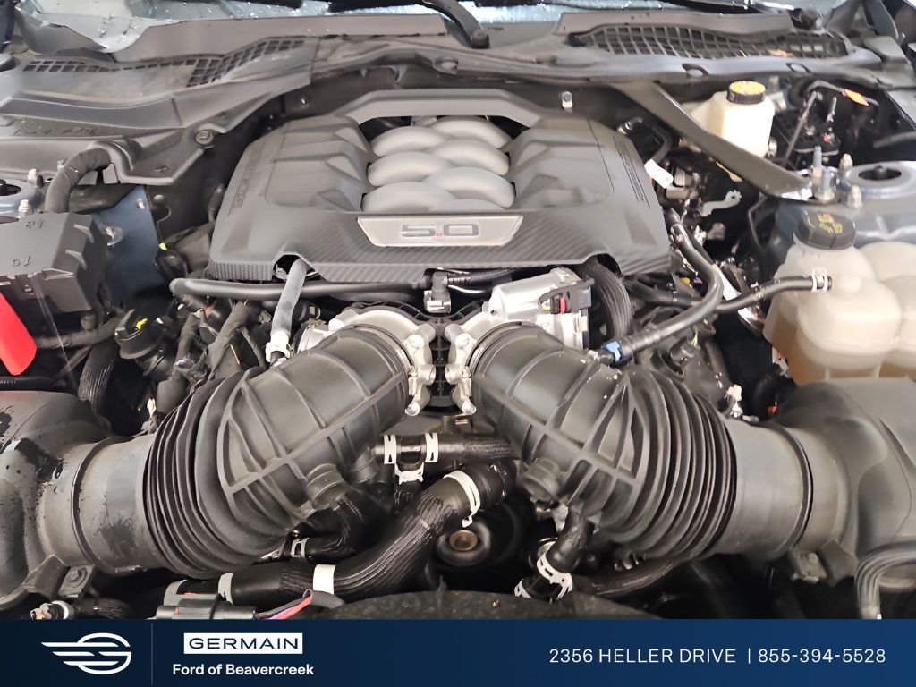 Used 2025 Ford Mustang GT Premium RWD image 9