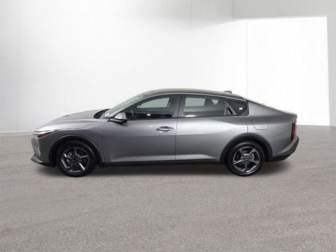 Used 2025 Kia K4 LXS image 14