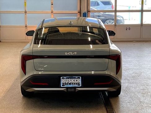 Used 2025 Kia K4 image 6