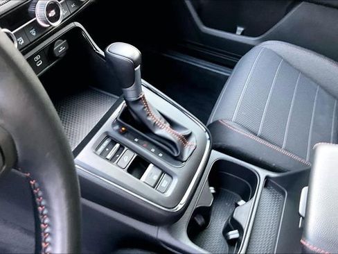 Used 2025 Honda CR-V Sport image 13