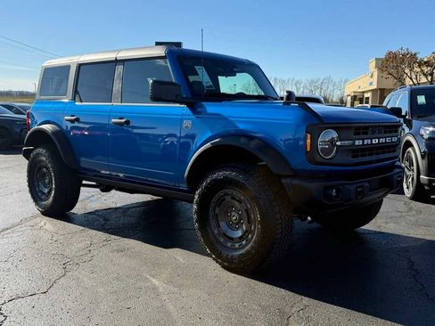 New 2025 Ford Bronco Big Bend w/ Black Diamond Package image 1