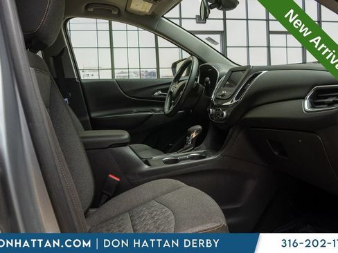Used 2024 Chevrolet Equinox LT FWD image 24