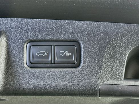 Used 2025 Kia Telluride S FWD image 32