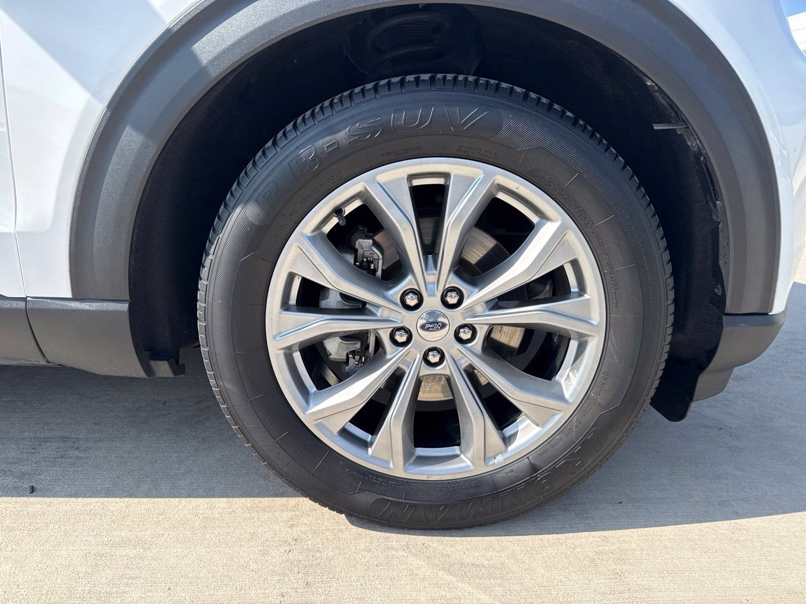 Used 2023 Ford Explorer Limited w/ Equipment Group 301A RWD image 30