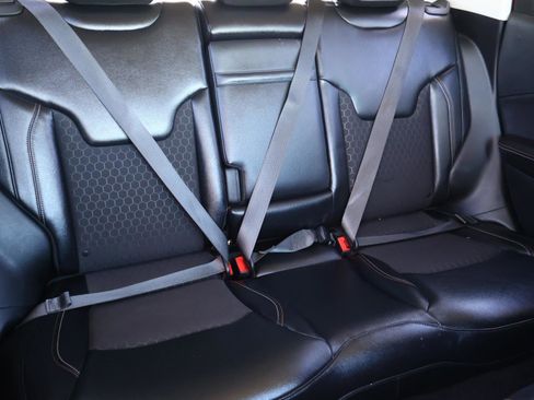 Used 2017 Jeep Compass Latitude w/ Popular Equipment Group image 20