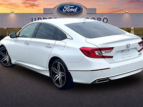 Used 2021 Honda Accord Touring image 2