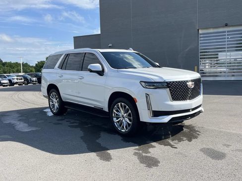 Used 2022 Cadillac Escalade Premium Luxury AWD/4WD image 7