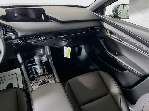 New 2026 MAZDA MAZDA3 Hatchback w/ Appearance Package image 18