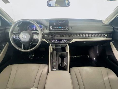 Used 2024 Honda Accord EX image 28