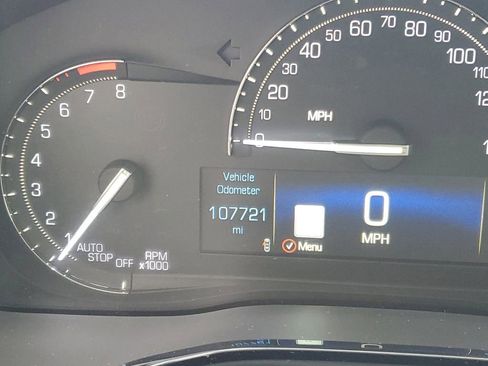 Used 2018 Cadillac XT5 Luxury w/ Driver Awareness Package image 14