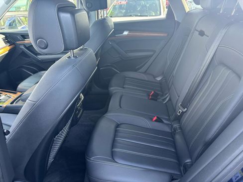 Used 2021 Audi Q5 2.0T Premium Plus w/ Premium Plus Package image 9