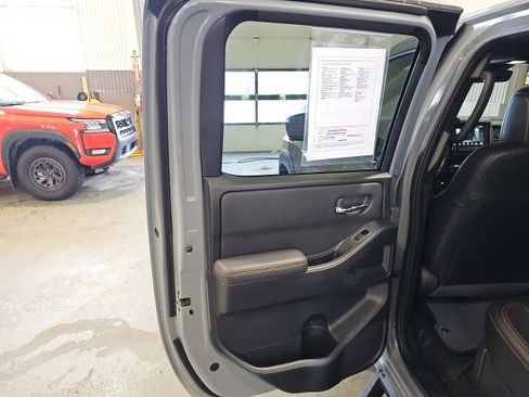Certified 2023 Nissan Frontier PRO-4X w/ Pro-4X Premium Package image 19