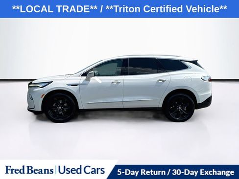 Used 2023 Buick Enclave Essence w/ Sport Touring Edition AWD/4WD image 5