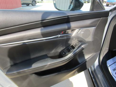 Used 2023 MAZDA MAZDA3 AWD 2.5 Turbo Hatchback image 12