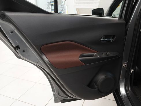 Used 2020 Nissan Kicks SR FWD image 24