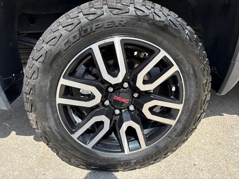 Used 2021 GMC Sierra 1500 AT4 w/ AT4 Premium Package AWD/4WD image 59