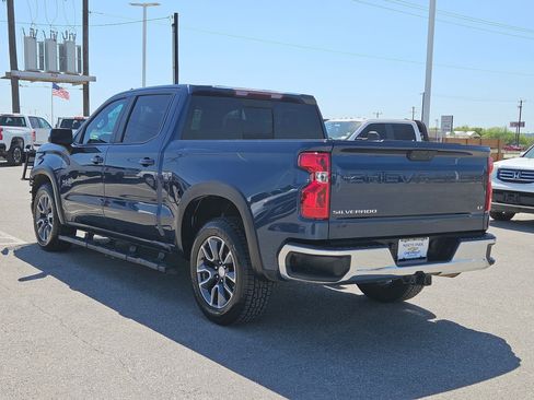 Used 2021 Chevrolet Silverado 1500 LT w/ Texas Edition Plus image 5
