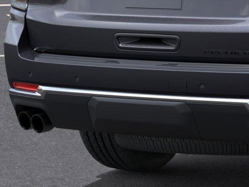 New 2026 Chevrolet Suburban Premier RWD image 34