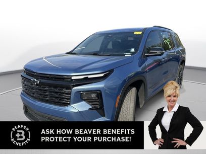 Used 2024 Chevrolet Traverse LT w/ Midnight/Sport Edition