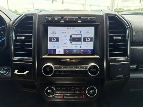 Used 2020 Ford Expedition Limited AWD/4WD image 39