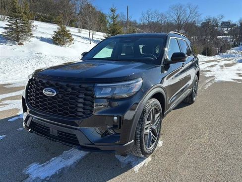 New 2026 Ford Explorer ST-Line image 8