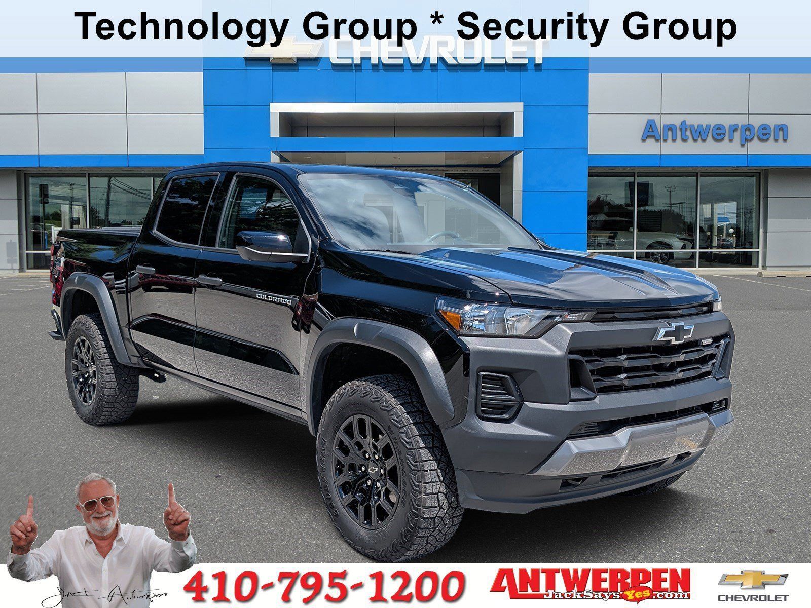 Used 2024 Chevrolet Colorado Trail Boss w/ Technology Package AWD/4WD image 1