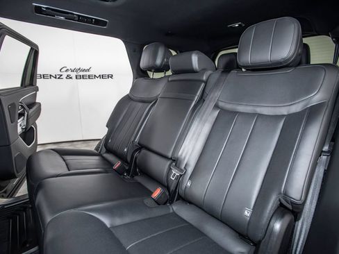 Used 2024 Land Rover Range Rover Long Wheelbase SE AWD/4WD image 15