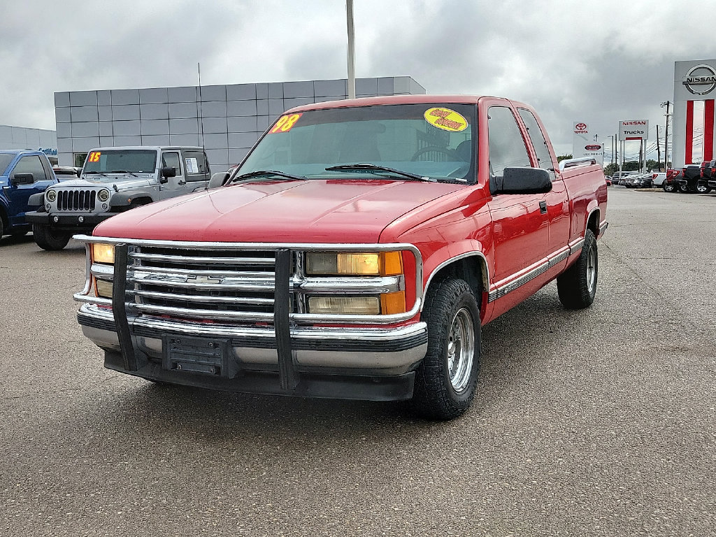 Used 1998 Chevrolet Silverado 1500 2WD Extended Cab w/ Preferred Equipment Group 2 image 4