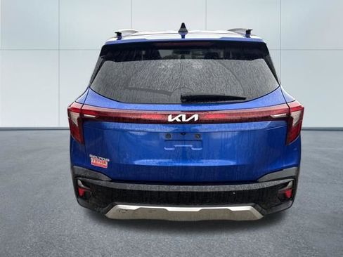 Used 2024 Kia Seltos S image 3