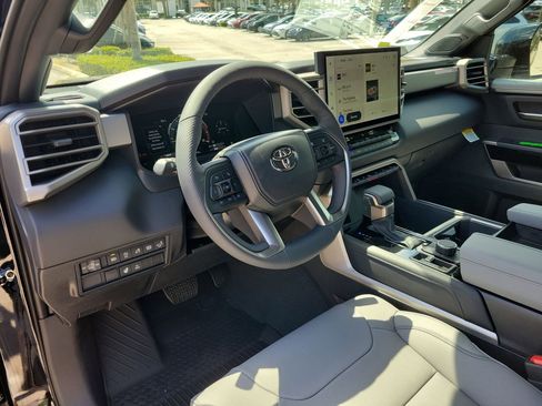 New 2026 Toyota Tundra Limited AWD/4WD image 15