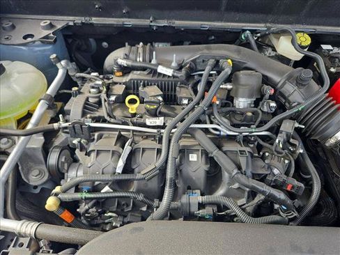 Used 2024 Ford Maverick Lariat AWD/4WD image 22