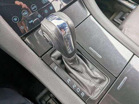 Used 2013 Ford Taurus Limited FWD image 16
