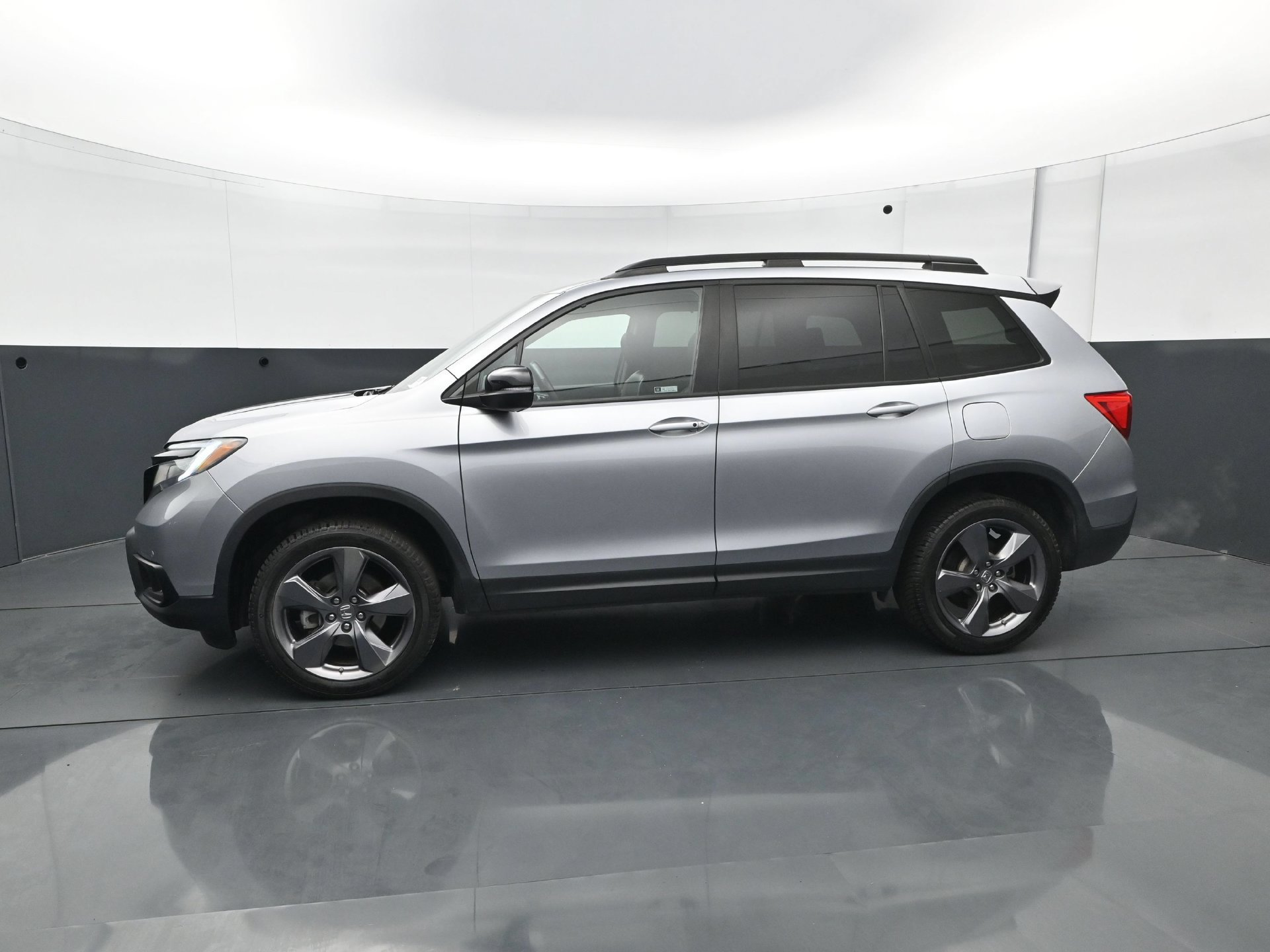Used 2020 Honda Passport Touring image 3