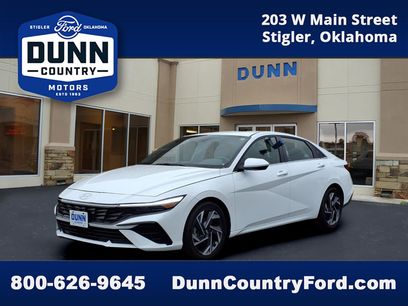 Used 2025 Hyundai Elantra SEL