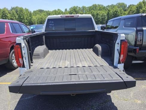 Used 2019 GMC Sierra 1500 Denali w/ Denali Ultimate Package AWD/4WD image 3