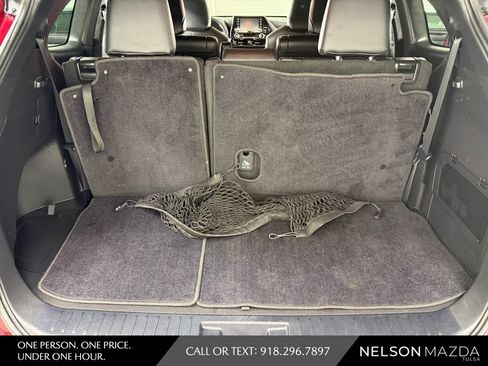 Used 2022 Toyota Highlander XSE FWD image 52