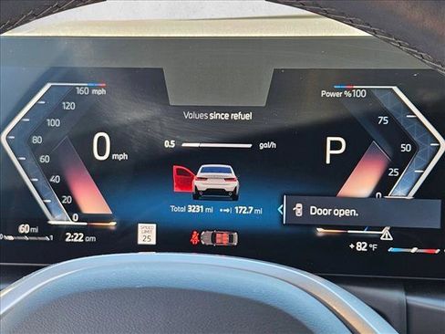 Used 2025 BMW 330i Sedan w/ M Sport Package RWD image 10