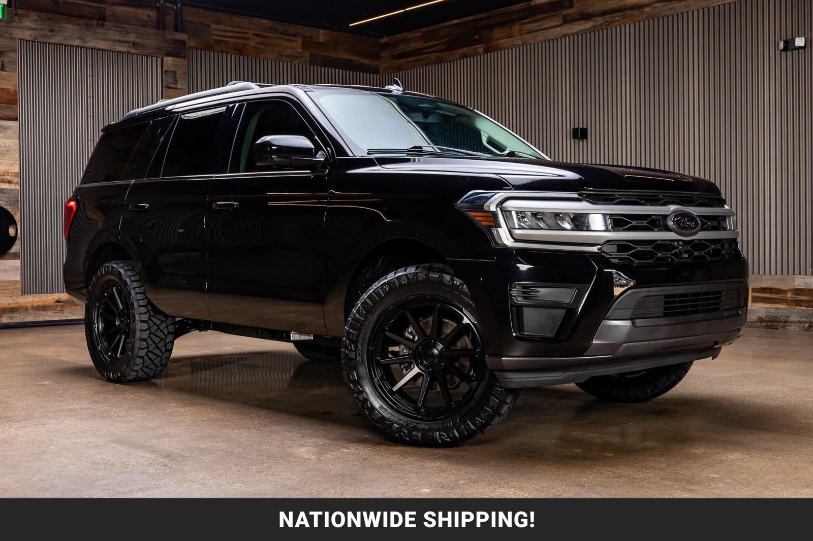 Used 2024 Ford Expedition XLT AWD/4WD image 1