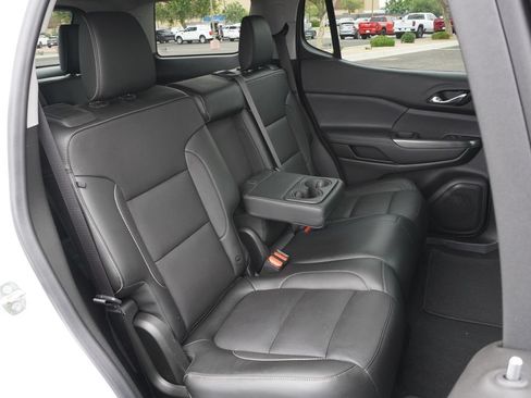 Certified 2019 GMC Acadia SLT w/ Black Edition FWD image 10