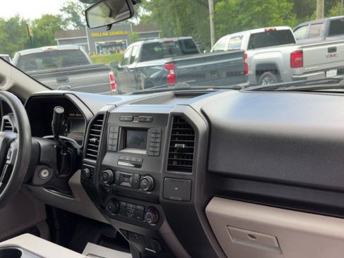 Used 2018 Ford F150 XL w/ Equipment Group 101A Mid AWD/4WD image 12