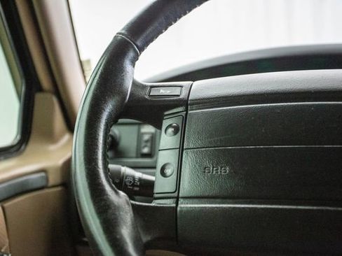 Used 1996 Ford Bronco XLT image 45